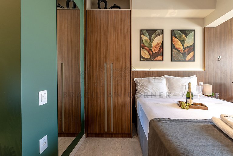 Near Ibirapuera Park with AC and Gym