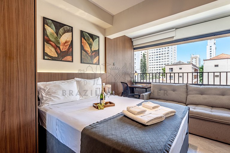 Near Ibirapuera Park with AC and Gym