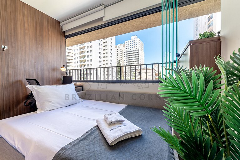 Near Ibirapuera Park with AC and Gym