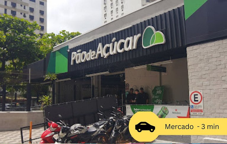 Moderno e tecnológico c/ AC, piscina e academia