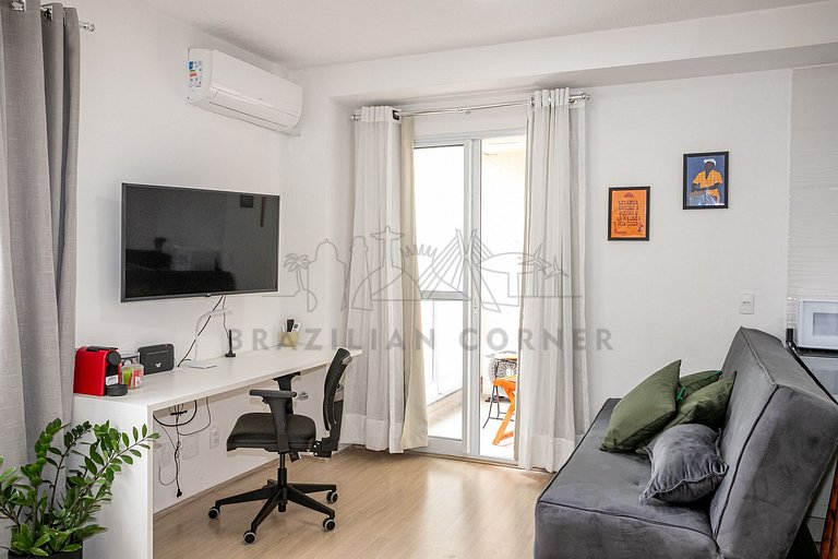 Moderno com ar- condicionado, piscina e academia