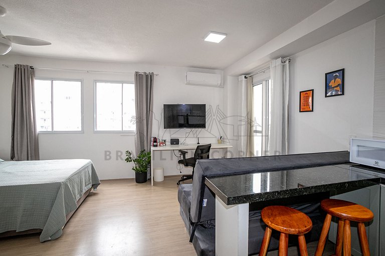 Modern with air-conditioning, pool and gym