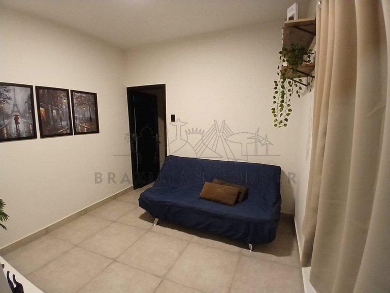 Cozy and well located with 2 rooms