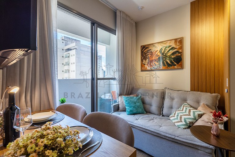 Moderno e tecnológico c/ AC, piscina e academia