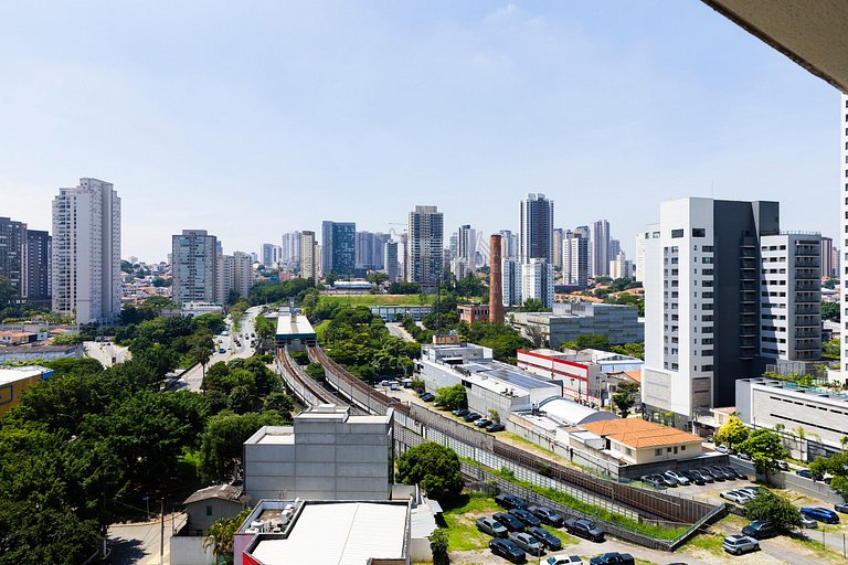 Modern in Vila Mariana with AC and Queen Bed