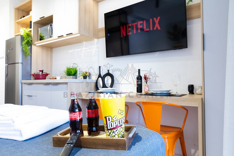 Moderno na Vila Mariana com AC e cama Queen