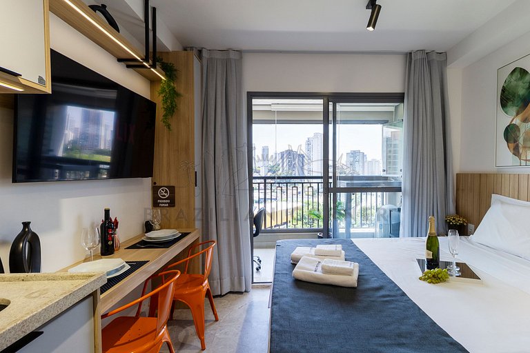 Modern in Vila Mariana with AC and Queen Bed