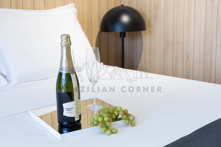 Modern in Vila Mariana with AC and Queen Bed