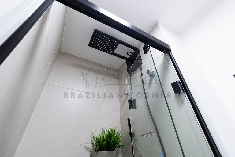 Moderno na Vila Mariana com AC e cama Queen