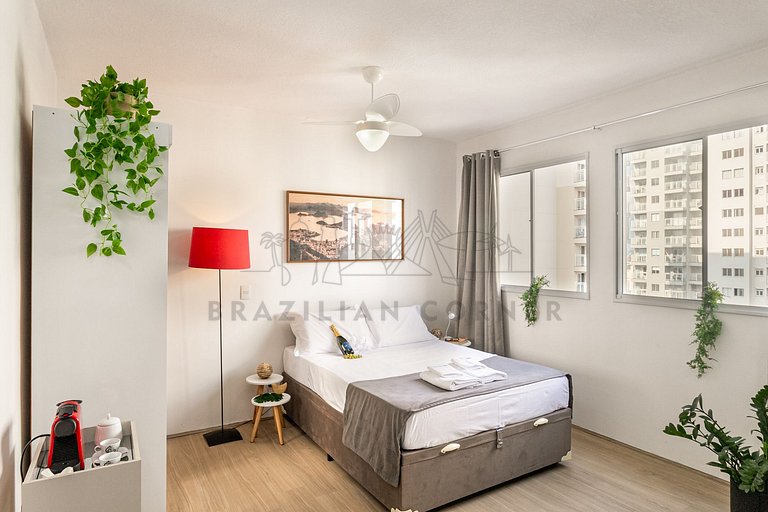 Modern with air-conditioning, pool and gym