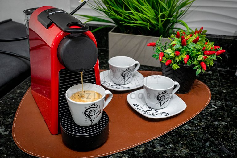 Moderno com ar- condicionado, piscina e academia