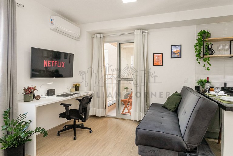 Moderno com ar- condicionado, piscina e academia