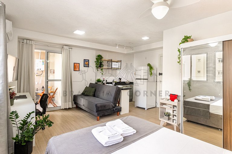 Modern with air-conditioning, pool and gym