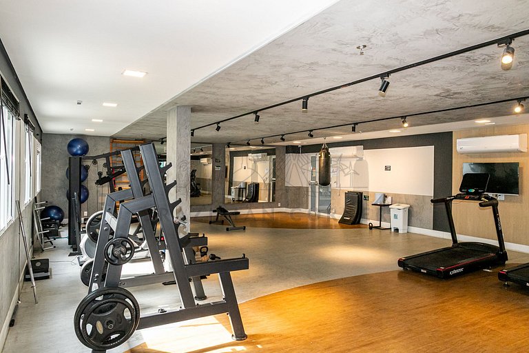 Modern with air-conditioning, pool and gym