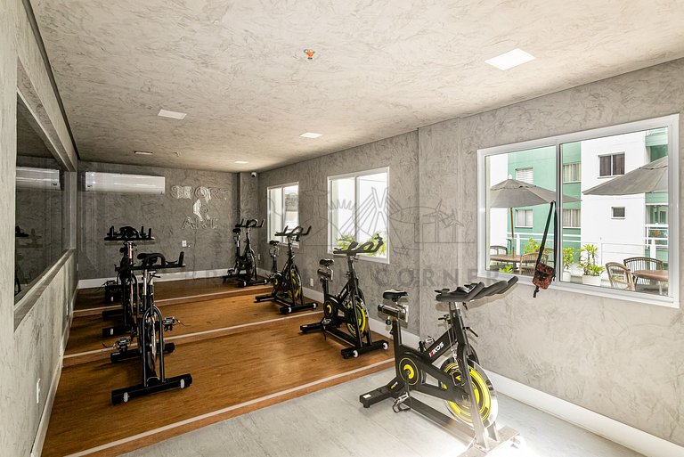 Modern with air-conditioning, pool and gym