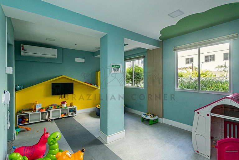 Modern with air-conditioning, pool and gym