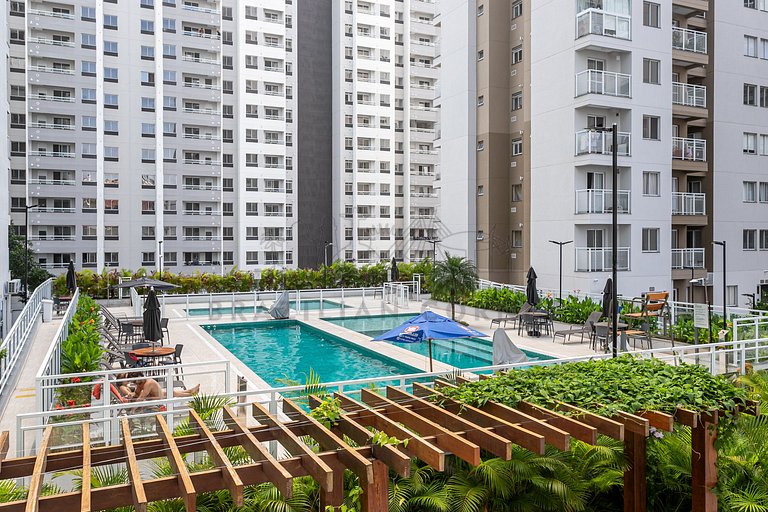 Modern with air-conditioning, pool and gym