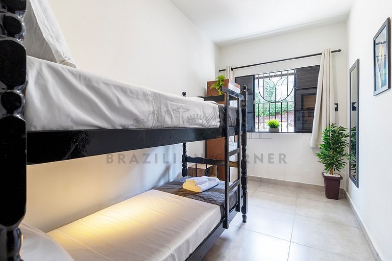 Well located and Cozy with 2 rooms