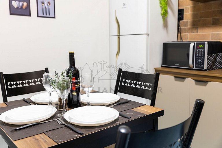 Cozy and well located with 2 rooms