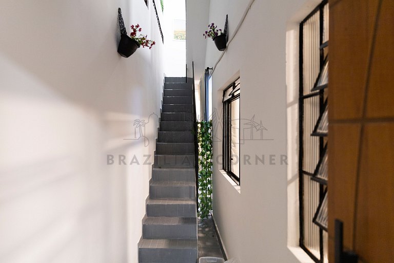 Aconchegante e bem localizado com 2 quartos