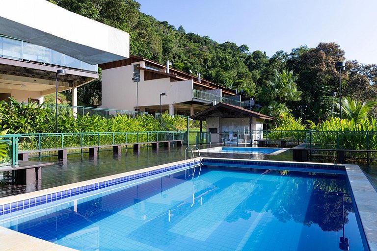 4 Bedrooms with Pool and AC at Praia do Una