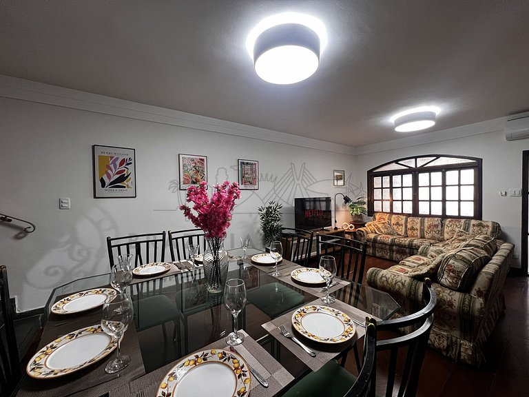Casa de 4 quartos com Ar condicionado no Ipiranga