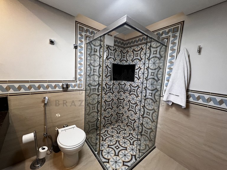 4-Bedroom House with Air Conditioning in Ipiranga