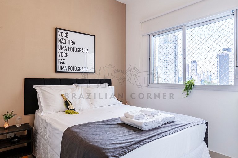 3 Quartos,2 Piscinas, AC, 2 vagas|Brazilian Corner