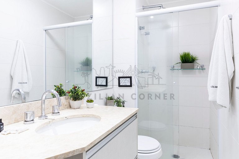 3 Quartos,2 Piscinas, AC, 2 vagas|Brazilian Corner