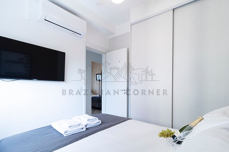 3 Quartos,2 Piscinas, AC, 2 vagas|Brazilian Corner