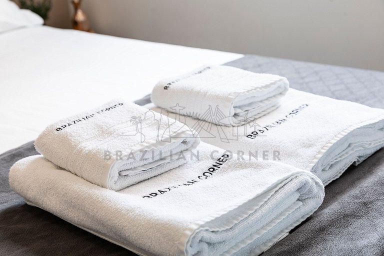 3 Quartos,2 Piscinas, AC, 2 vagas|Brazilian Corner
