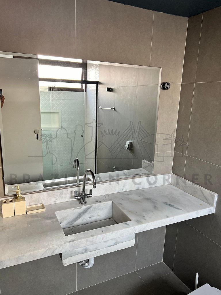 Penthouse Duplex with amazing view, Hot Tub and AC