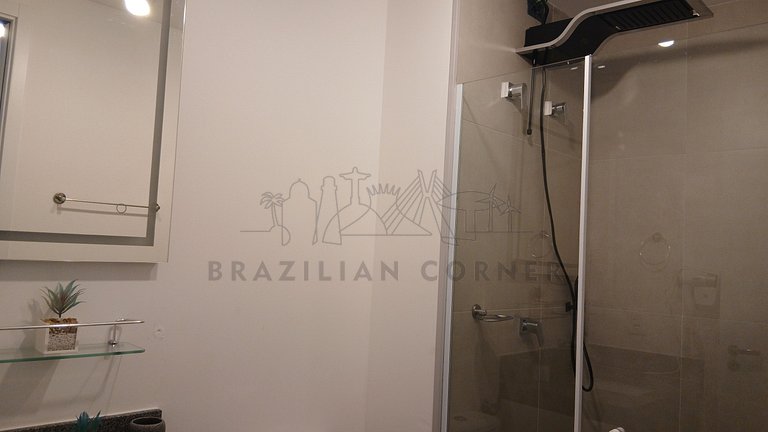 Vista incível com AC e academia
