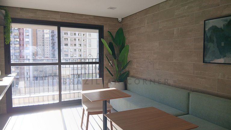 Próximo ao Nubank Parque com AC e vista incrível