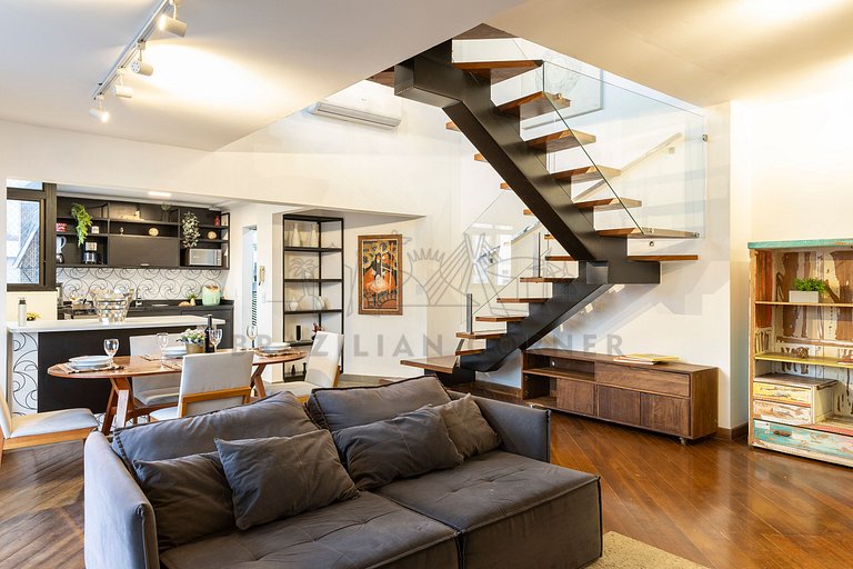 Cobertura Duplex com vista incrível, Ofurô e AC