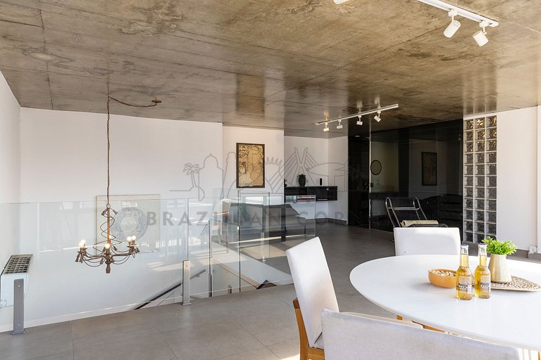 Cobertura Duplex com vista incrível, Ofurô e AC