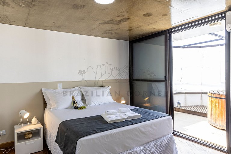 Cobertura Duplex com vista incrível, Ofurô e AC
