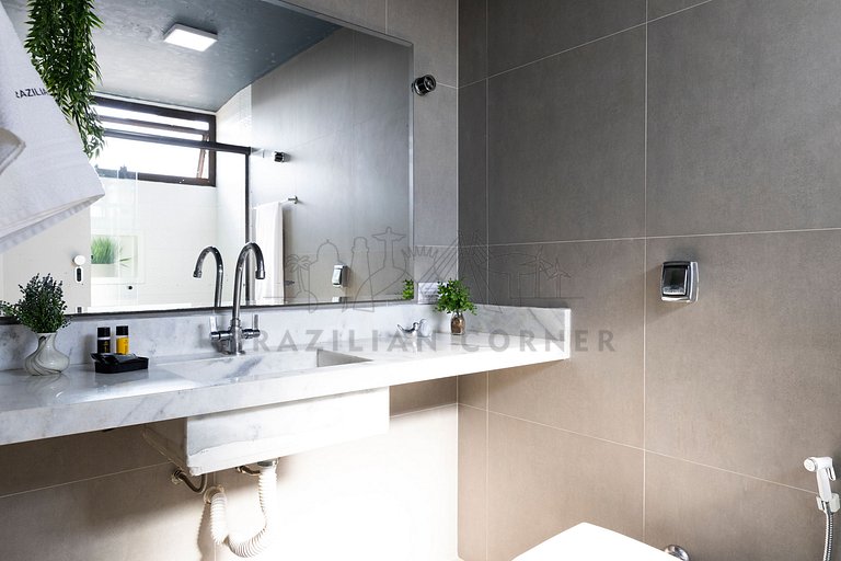 Penthouse Duplex with amazing view, Hot Tub and AC