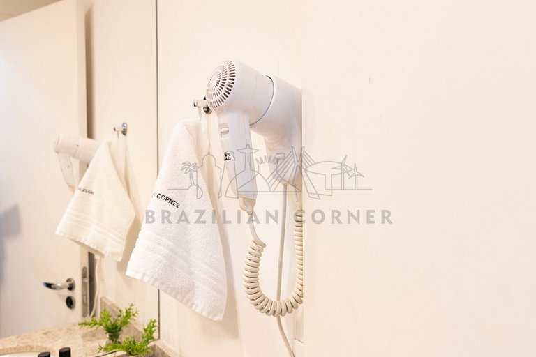 Moderno c/ ar condicionado, piscina e academia