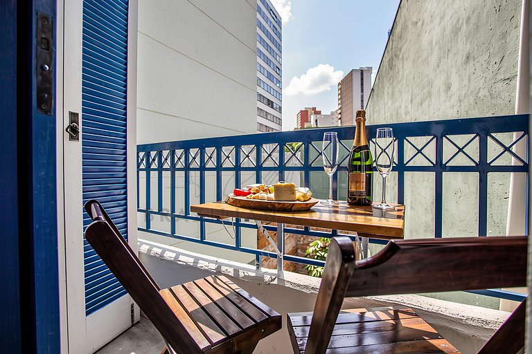 Charming Greek Style Studio great location 21