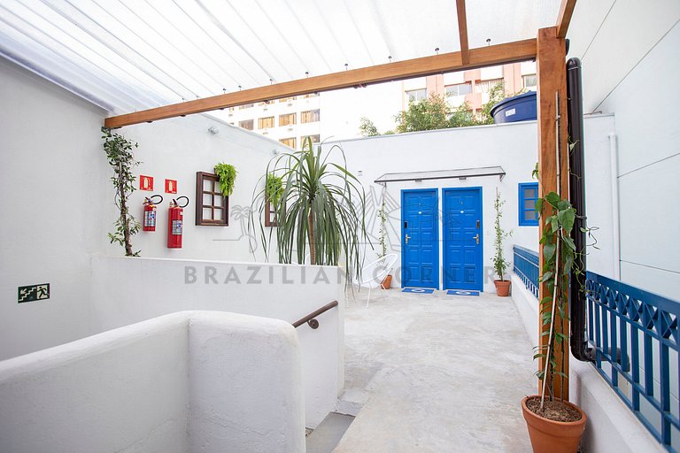 Charming Greek Style Studio great location 21