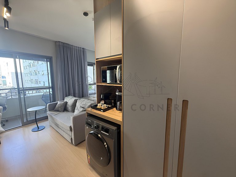 Moderno com Alexa, AC, piscina e academia
