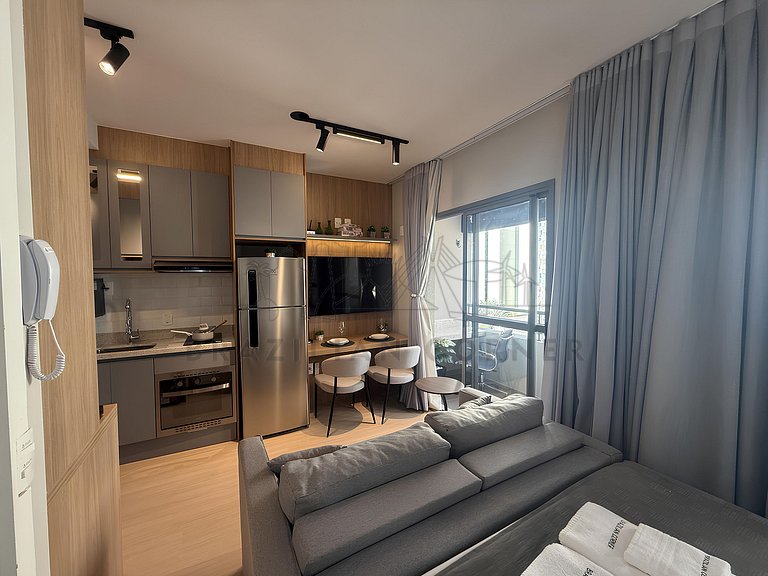 Modern with Alexa, AC, Pool, and Gym