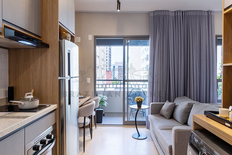 Modern with Alexa, AC, Pool, and Gym