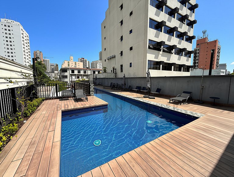 Amazing view, Pool, Gym, Air conditioning