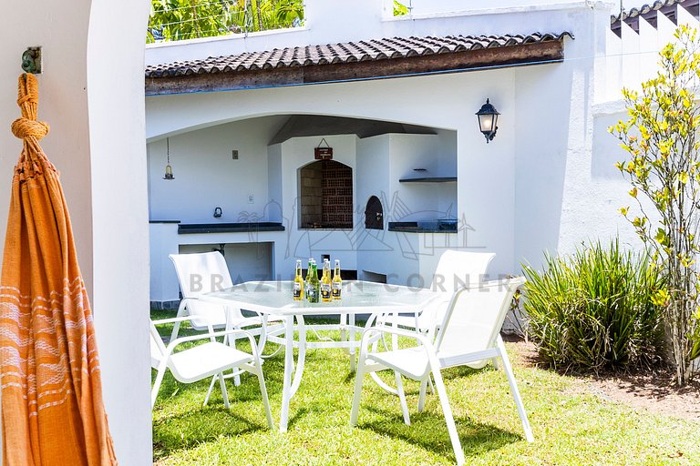 Beautiful House 50m from the Beach with Barbecue, Garden